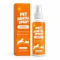 Spray dentale per cani e gatti, con flacone arancione e confezione abbinata su sfondo bianco. - 100ml