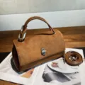 26x13x14cm / Brown