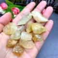 Citrino del Brasile Grezzo / Confezione da 100g (1-2cm)