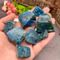 Apatite Grezzo / Confezione da 100g (3-5cm)