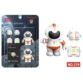 White and orange astronaut action figure set with removable backpack and chest armor accessories - Style 579(579) / Orange