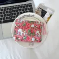Petite pochette en tissu zippée, fond rose, motifs colorés d’éléphants et de fleurs, cordon rose - Éléphant Chanceux Floral