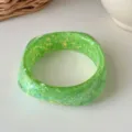 Grasgrün