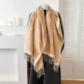 65x190cm / Khaki