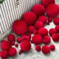Velvet Ball Pendant / 5cm Velvet Ball (1 Pack) / Burgundy