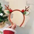 Corna Marroni con Pompon Rosso Verde
