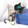 Green Diamond Hollow Cat Style