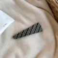Style Triangle Mince / Carreaux noir et blanc