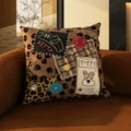 Luipaard Hond Vintage / 35x35cm (Alleen Kussensloop)