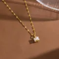 Square Gemstone Style (T0869) / Gold