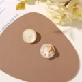 Estilo de Elemento Oceánico Blanco Hueso (8号) / 1 Pieza (2.2cm)