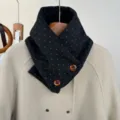 Black (Small Flower Button)