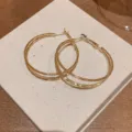 Στυλ Διπλής Στρώσης Στριφτό (E7162) / Μέγεθος 4cm / Χρυσό σαμπανί