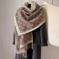 Khakibeige
