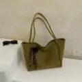 Con Colgante / Verde