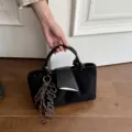 Avec Pendentif / Noir