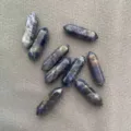 Pierre Bleue Tachetée Double Pointe / 32x8mm