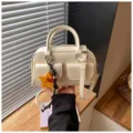 With Pendant Style / Off White