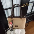 Mit Anhänger / Khaki