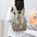 S / Kaki