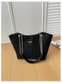 Black (Without Pendant)