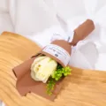Cremeweiß