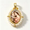 Virgin and Child Pendant (Pendant 2) / Single Piece (33x22mm)