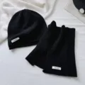 Set / Black