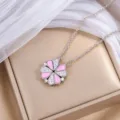 Silberfarbene Kleeblattkette mit rosa Emailleblüten und funkelnden klaren Schmucksteinen - Stahl Rosa Herz Kleeblatt (X1209) / Stahl und Rosa