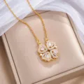 Goldfarbene Kleeblattkette mit feiner Gliederkette und funkelnden klaren Schmucksteinen - Gold Weiß (X2968) / Gold + Weiß
