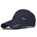Casquette de sport bleu marine classique avec logo métallique et longue visière - Réglable / Bleu marine