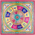 Sciarpa quadrata da 130 cm in seta satin con motivi floreali mandala e trame geometriche - Rosa Rossa