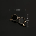 Retro round sunglasses brooch in gold alloy and black enamel finish measuring 3.6 x 1.5 cm - 3.6x1.5cm / Sunglasses - Medium - Gold/Black