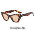 Gafas de sol cat-eye con montura carey vintage y lentes marrones con tachuelas oro - Montura Carey Lente Té