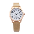 Montre quartz pour femme avec boîtier or rose et bracelet en cuir doré champagne vue de face - Doré