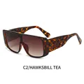Chic tortoiseshell square sunglasses with quilted pattern temples and tea gradient lenses - Leopard Frame Gradient Tea Lens