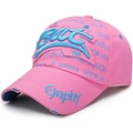 Berretto da baseball in tela rosa con ricamo 3D blu e dettagli strappati - Regolabile / Rosa
