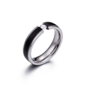Bague en acier titane avec finition brossée noire et incrustation d'un seul zircon - US 10 / Noir (KR45765-K)
