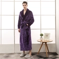 Peignoir long épais en flanelle pour hommes, violet foncé, avec col châle et ceinture - M / Violet