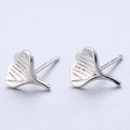 Orecchini a perno minimalisti a foglia di ginkgo argento con venature dettagliate - Stile Foglia di Ginkgo (5929054883003)