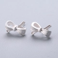 Orecchini a perno con fiocco in argento opaco con perni in argento 925 per donne eleganti - Fiocco Grande