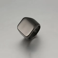 Bague chevalière carrée minimaliste en acier titane mat gris foncé pour hommes - US 7 / Noir