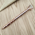 Penna a sfera in metallo oro rosa a pois bianchi con grande cristallo a forma di diamante - Oro Rosa a Pois Bianchi