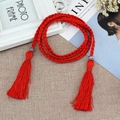 Cintura intrecciata rossa in cotone con perline d'argento e nappe decorative a frangia - Rosso