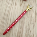 Penna a sfera in metallo a pois rossi e bianchi con un grande diamante di cristallo - Rosso a Pois Bianchi