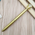 Elegante penna a sfera in metallo dorato con grande diamante in cristallo su legno - Oro Opaco