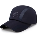 Donkerblauwe sneldrogende sportpet met mesh en SPORT letterbedrukking - Verstelbaar / Donkerblauw