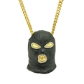 Collana con ciondolo a maschera passamontagna con cristalli e catena cubana placcata oro - Maschera Oro e Nero - Catena Cubana da 76cm