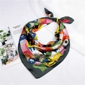 Foulard quadrato in seta con illustrazioni di gatti colorati e motivo a cuore piatto - Foulard 70cm / 1 Gatti Colorati