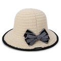 Cappello da sole intrecciato beige con bordo nero e fiocco a righe grigie - Beige Chiaro